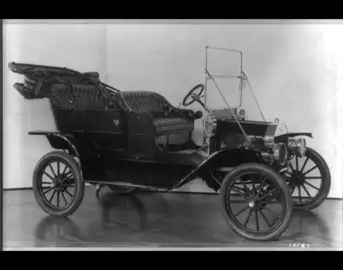 Early Ford Automobile Model T 1900